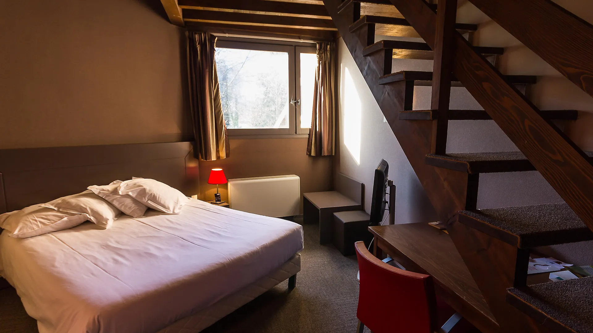 Hôtel Le Cervolan Voglans 3*,