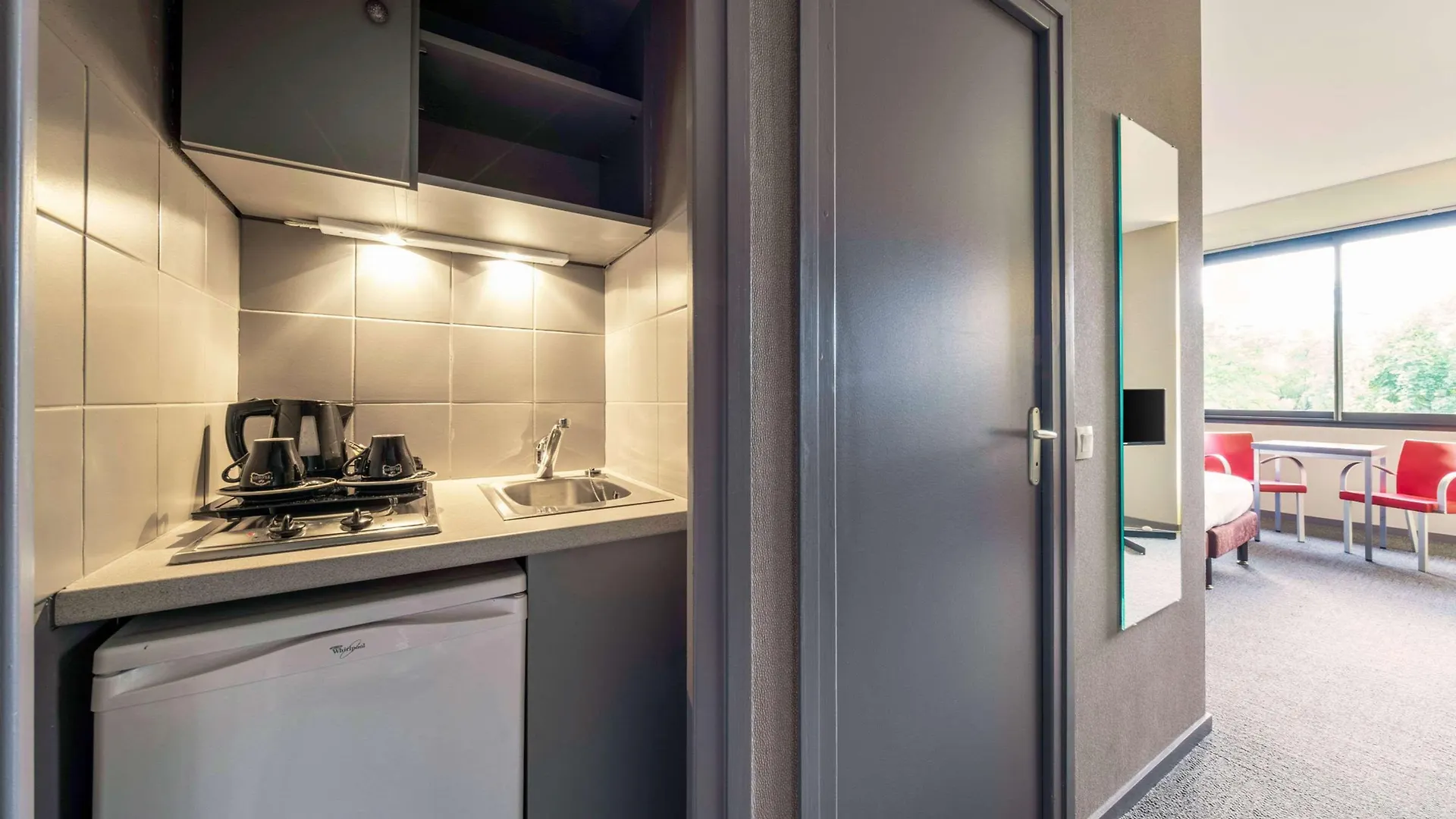 Hotel Le Cervolan Voglans 3*,  France