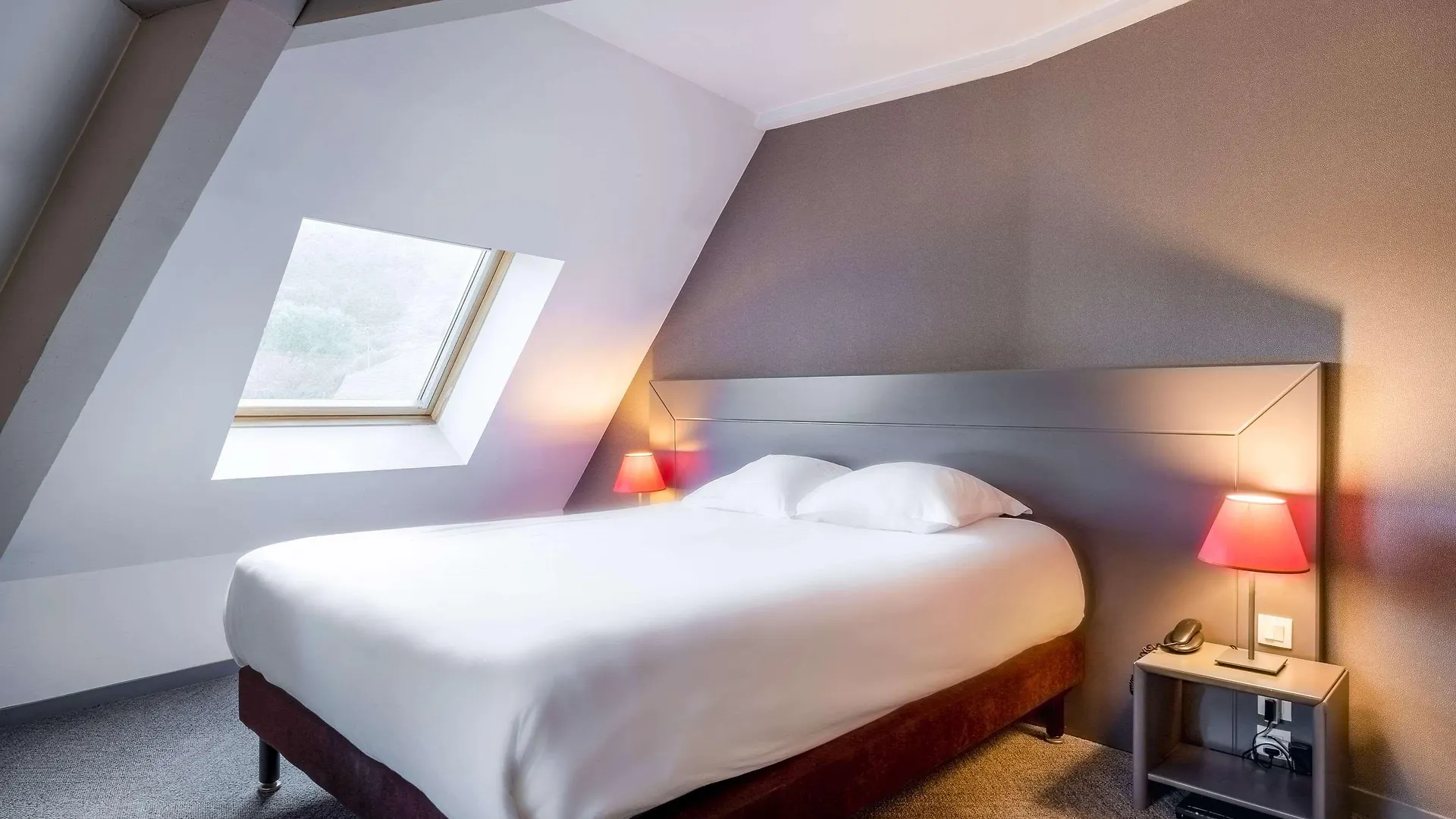 Hotel Le Cervolan Voglans 3*,  France
